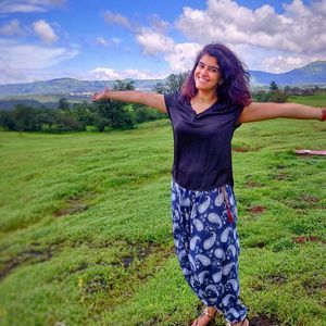 Meet your Posher, Karishma